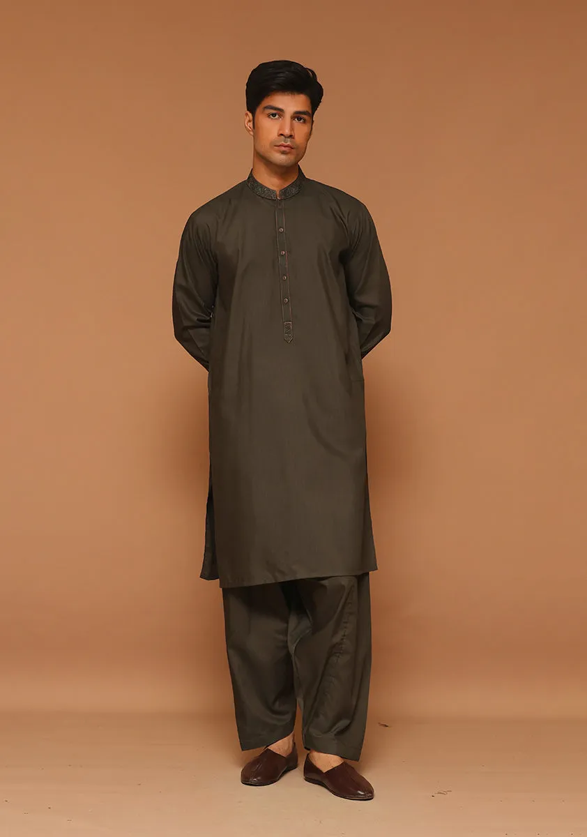 Basic Poly Viscose Tarmac Classic Fit Embroidered Suit