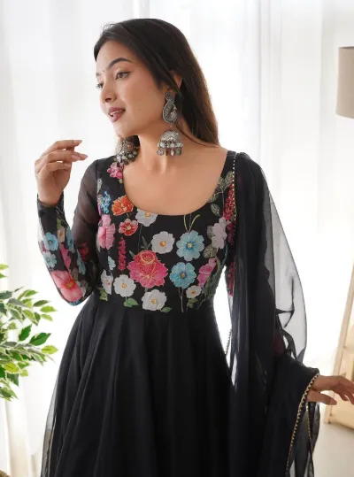 Black Organza Anarkali Flared Salwar Suit Dupatta