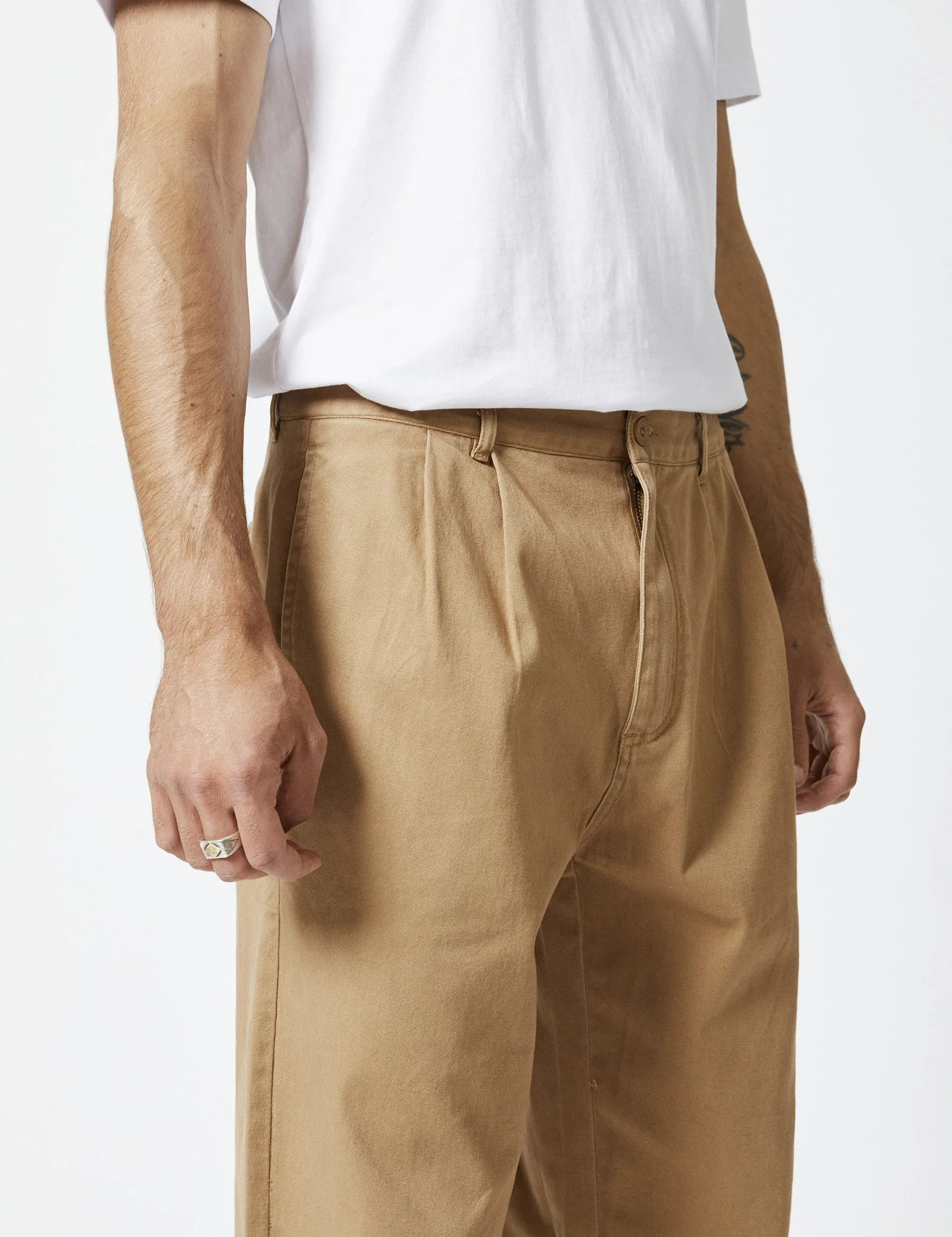 Brooklyn Pleated Pant - Khaki