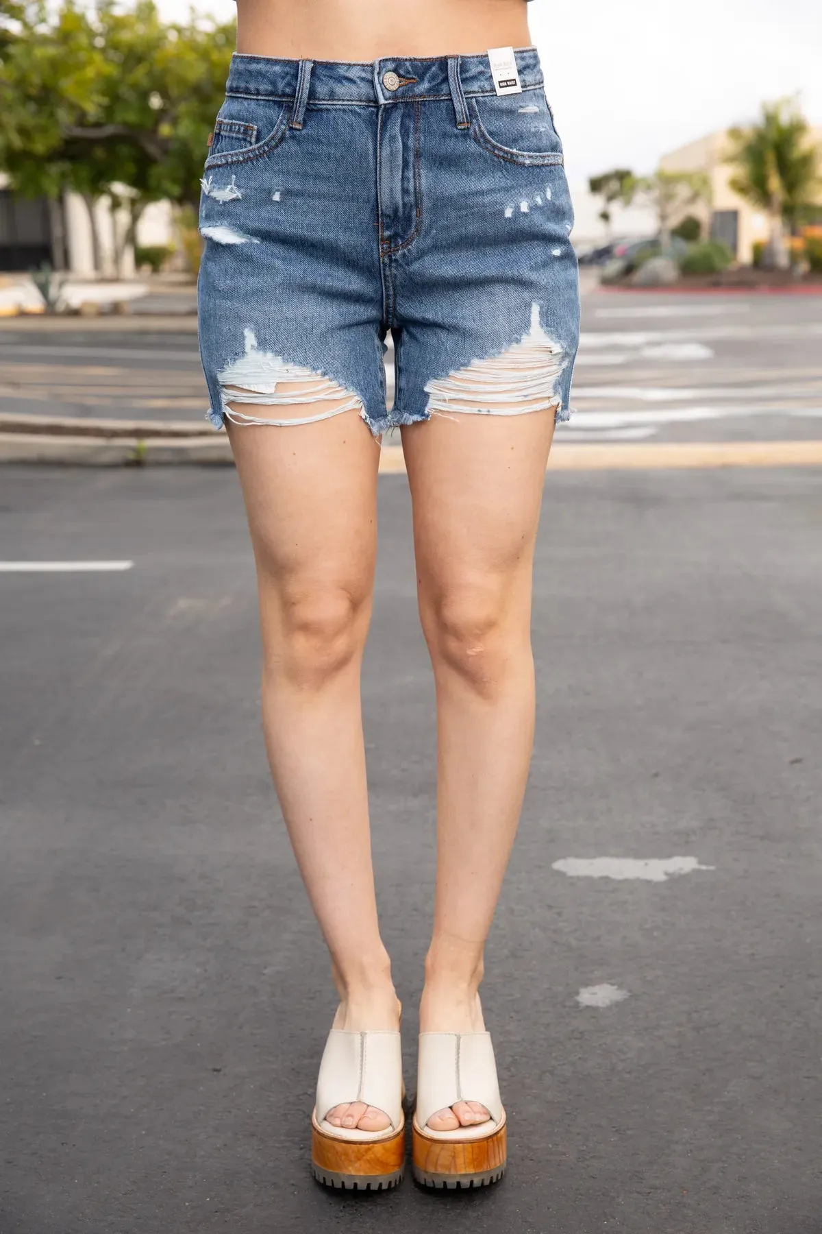 Judy Blue HW Rigid Magic Destroy & Fray Hem Shorts