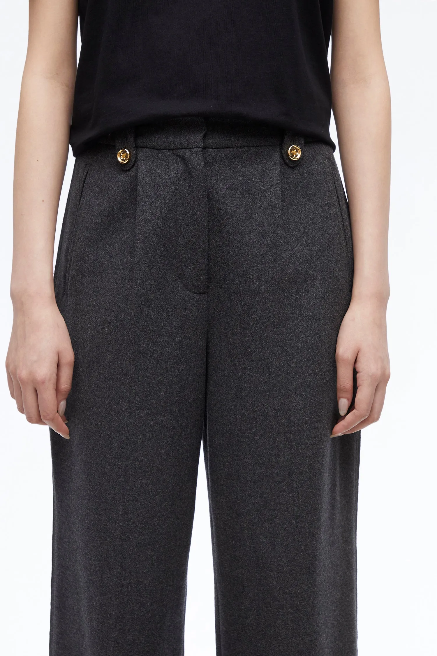 Pleated Cropped Pant