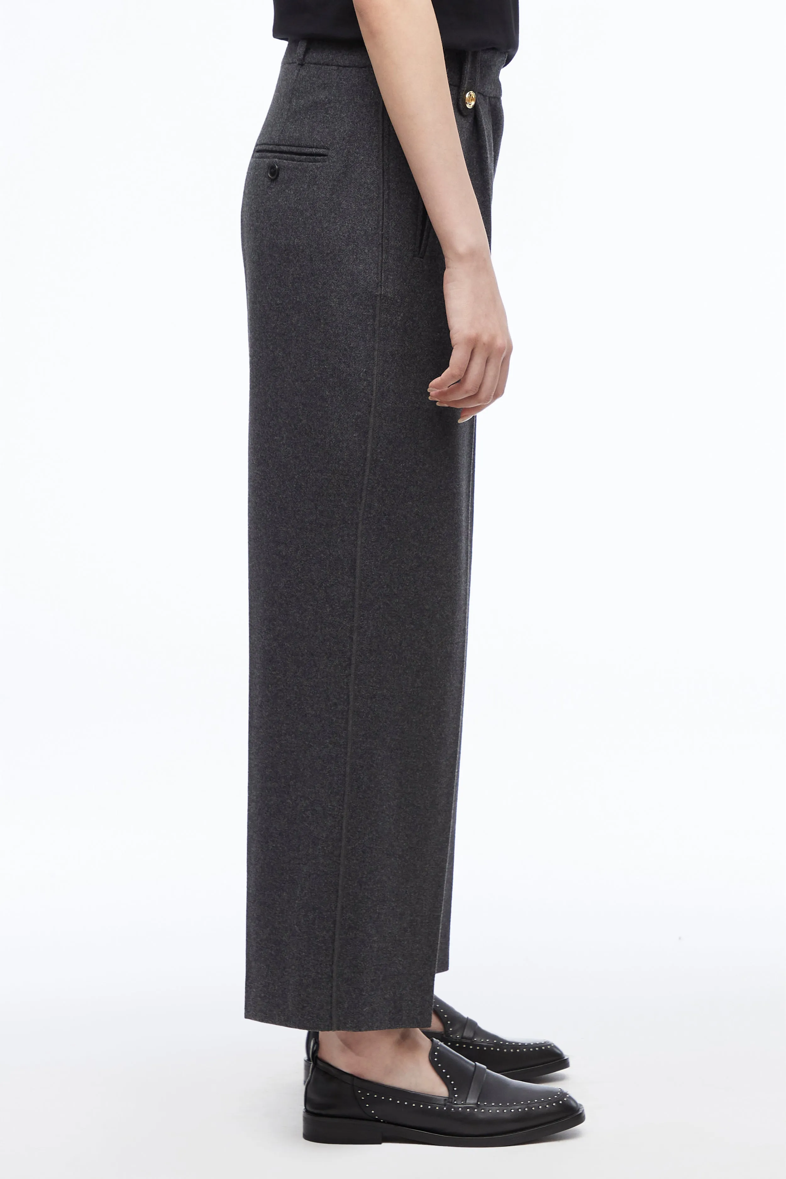 Pleated Cropped Pant