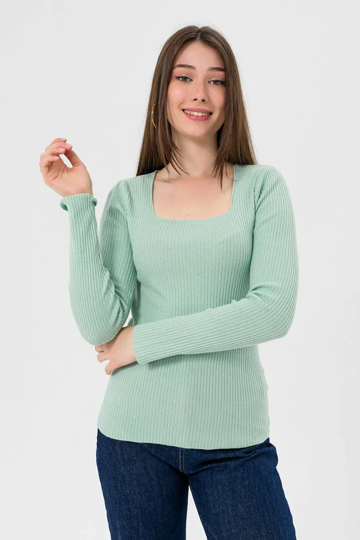 ROUND NECK SWEATER