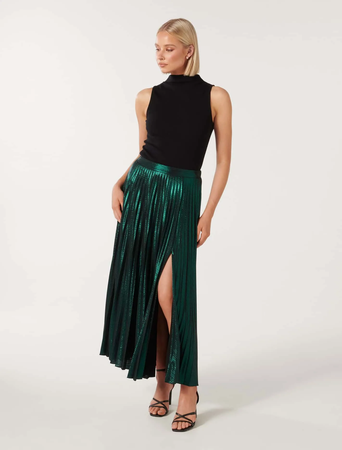 Rylee Metallic Pleated Skirt